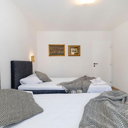 Dispetto Apartment In Old City Задар Екстериор снимка