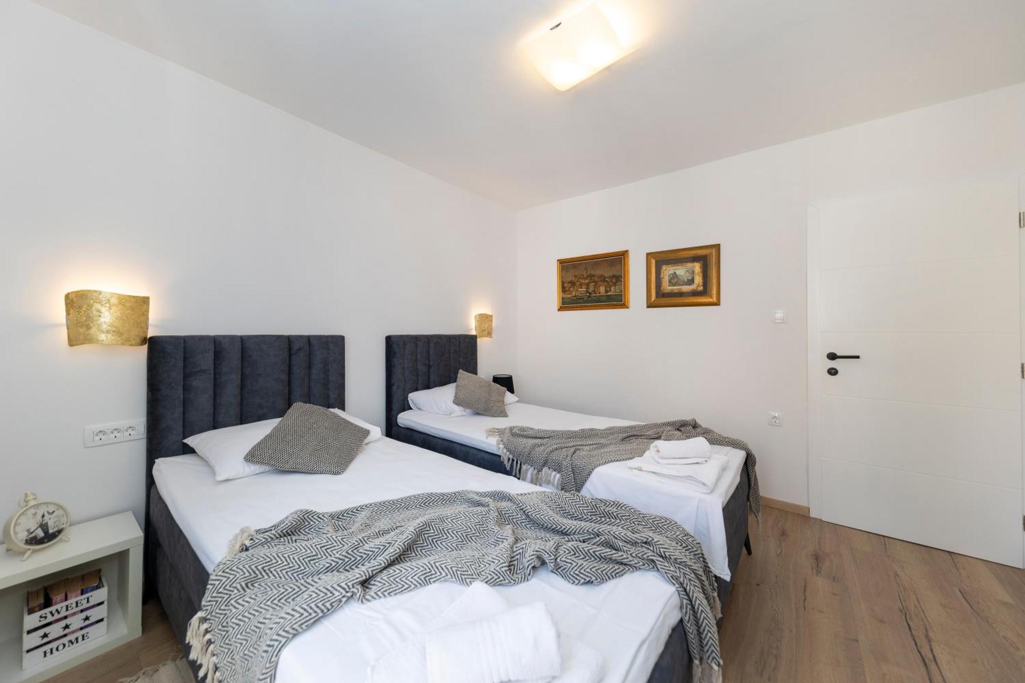 Dispetto Apartment In Old City Задар Екстериор снимка